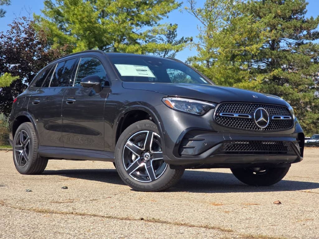 2027 Mercedes-Benz GLC - Image 1