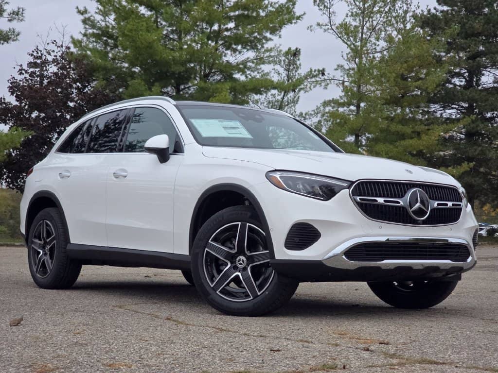 2027 Mercedes-Benz GLC - Image 1