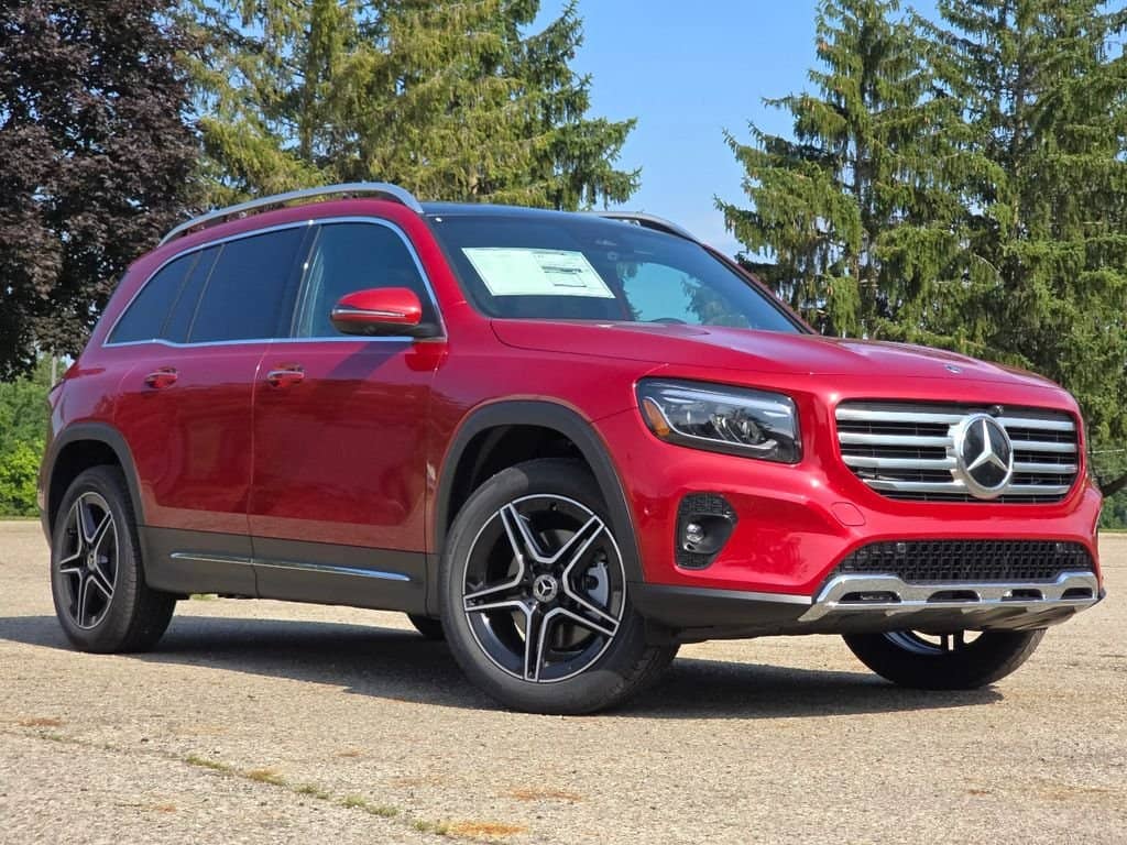 2026 Mercedes-Benz GLB - Image 2