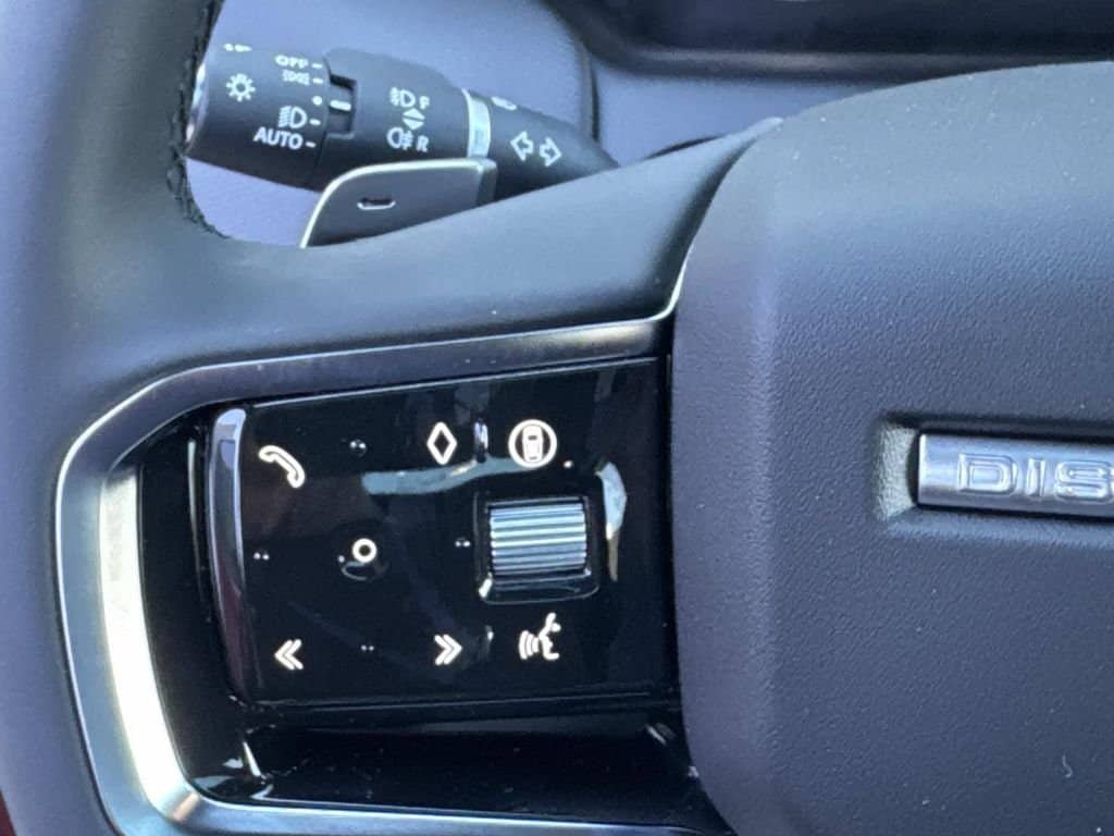 2026 Land Rover Discovery Sport - Image 29