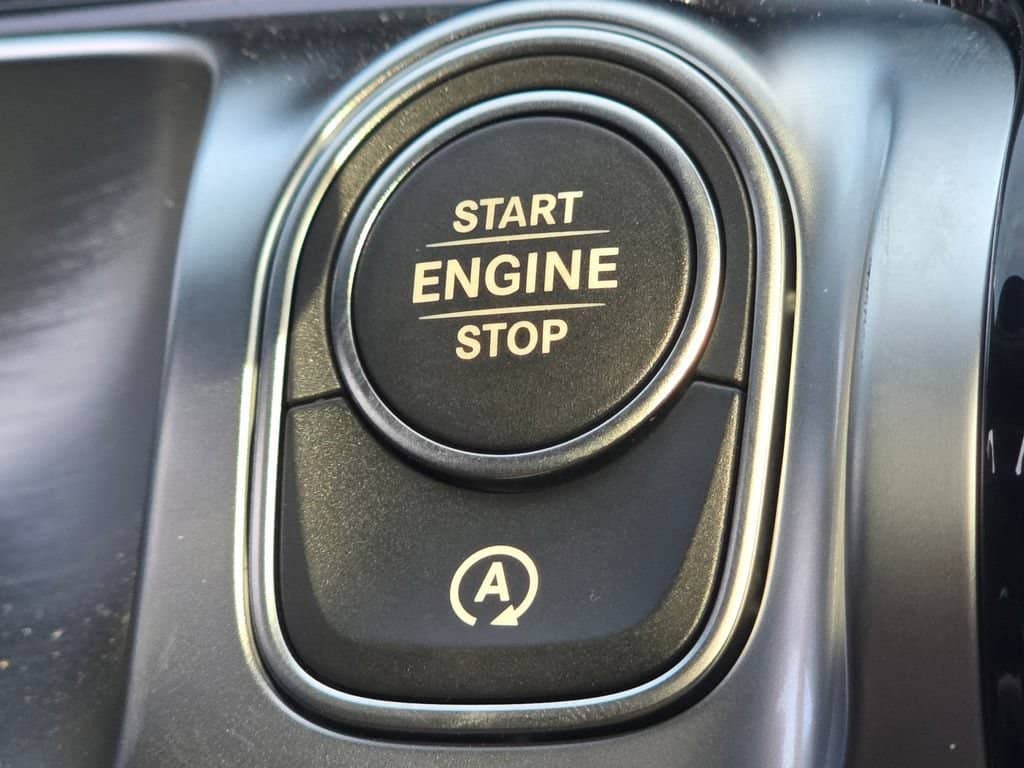 2026 Mercedes-Benz GLB - Image 71