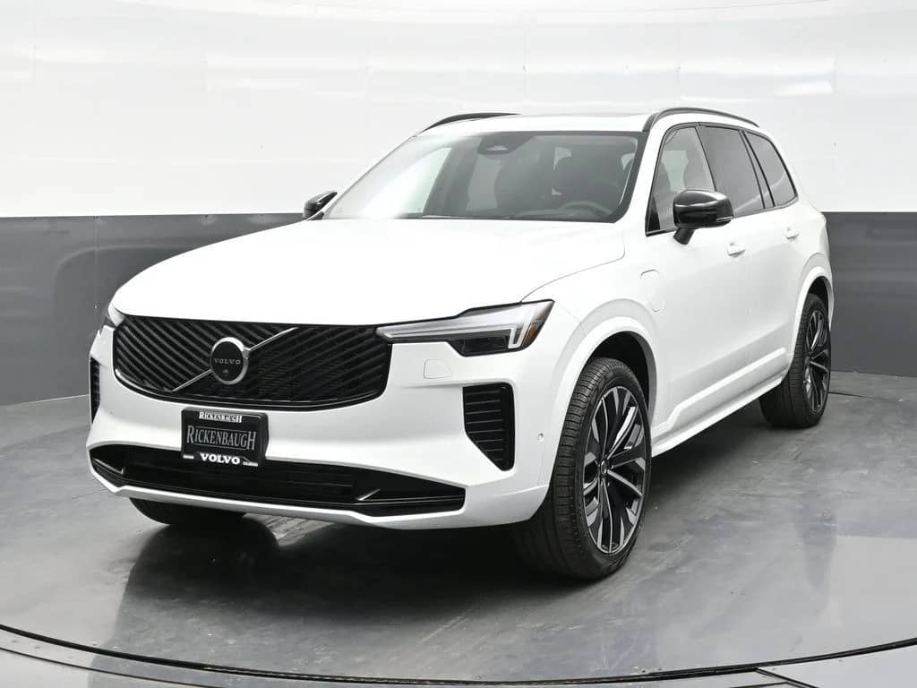 2026 Volvo XC90 - Image 2