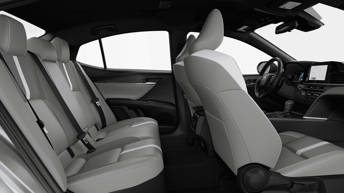 2027 Toyota Camry - Image 29
