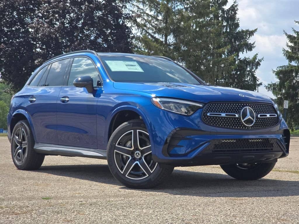 2026 Mercedes-Benz GLC - Image 1