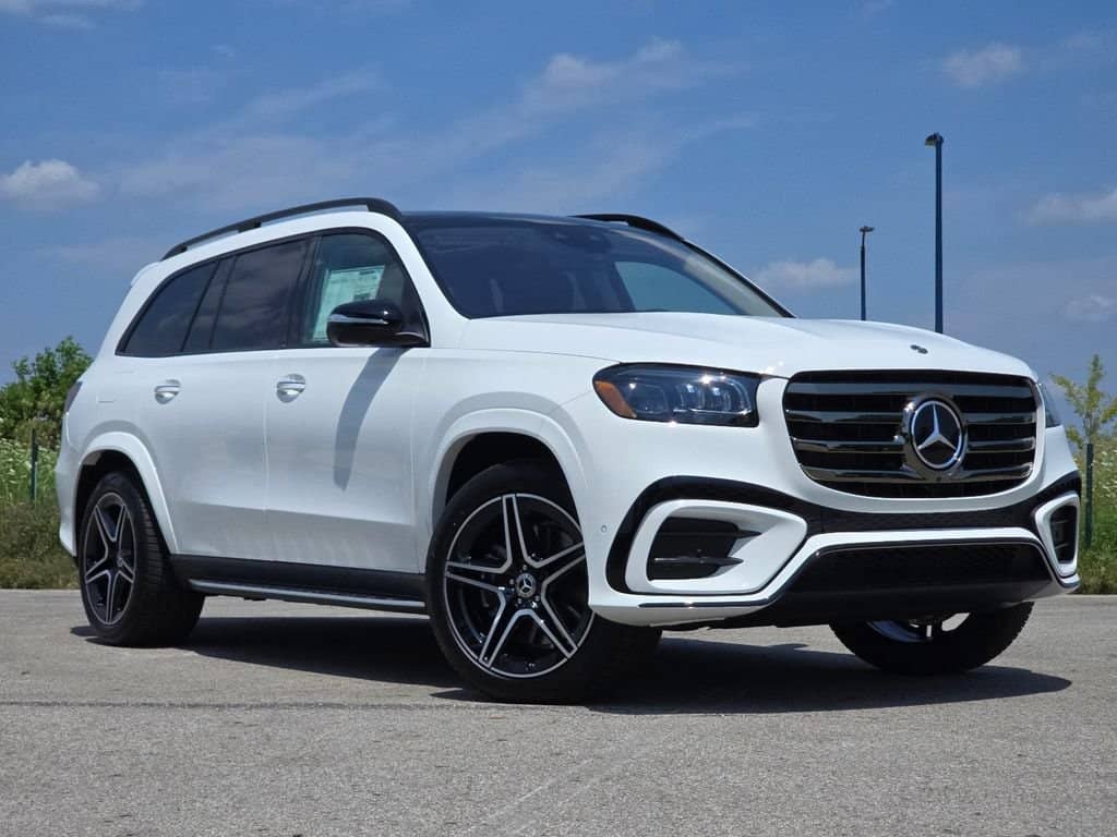 2026 Mercedes-Benz GLS - Image 2