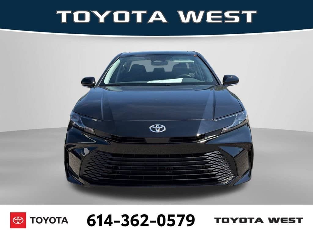 2026 Toyota Camry - Image 2