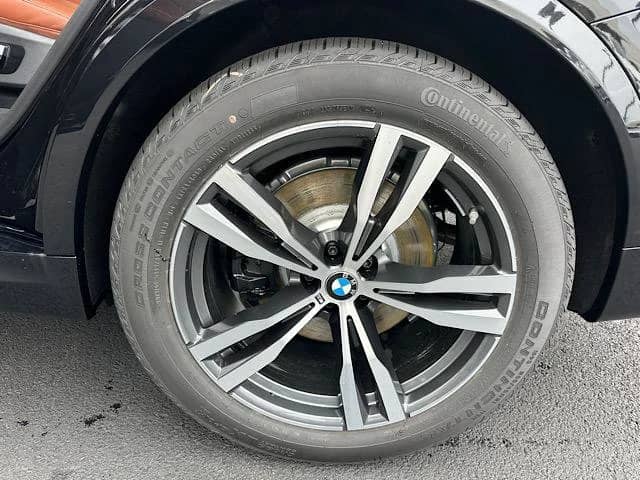 2027 BMW X7 - Image 7
