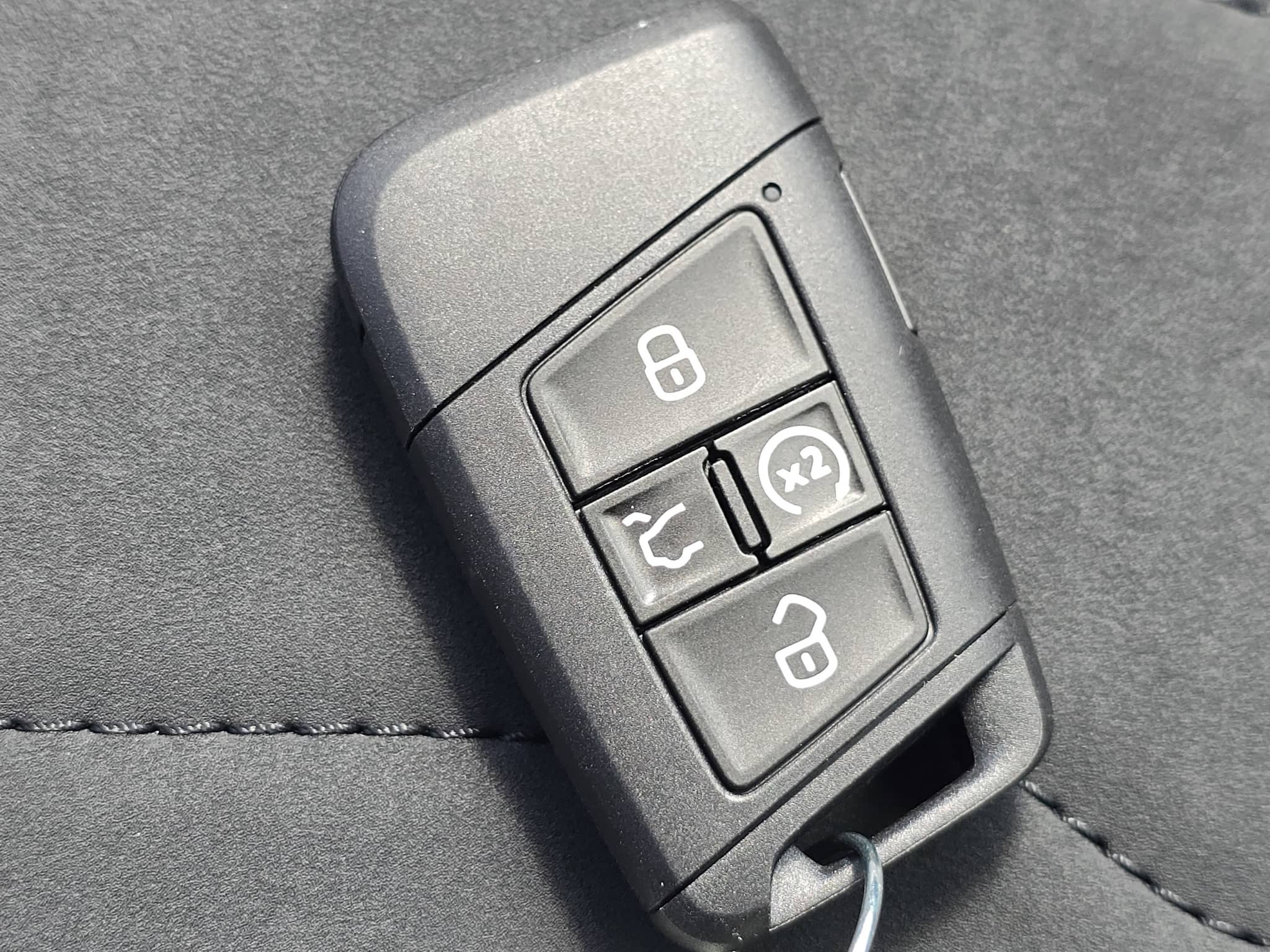 2026 Volkswagen Taos - Image 28