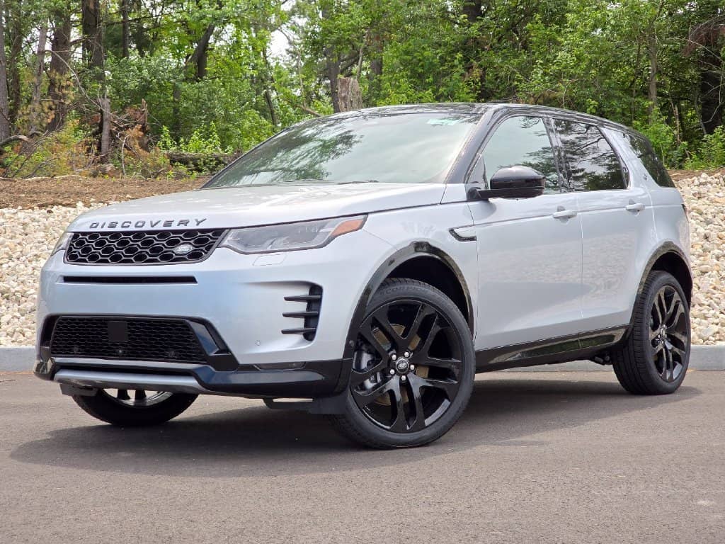 2026 Land Rover Discovery Sport - Image 2