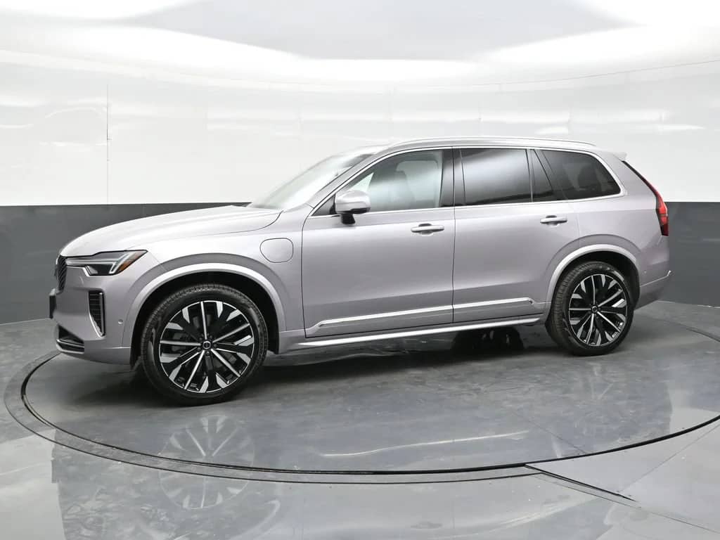 2027 Volvo XC90 - Image 3