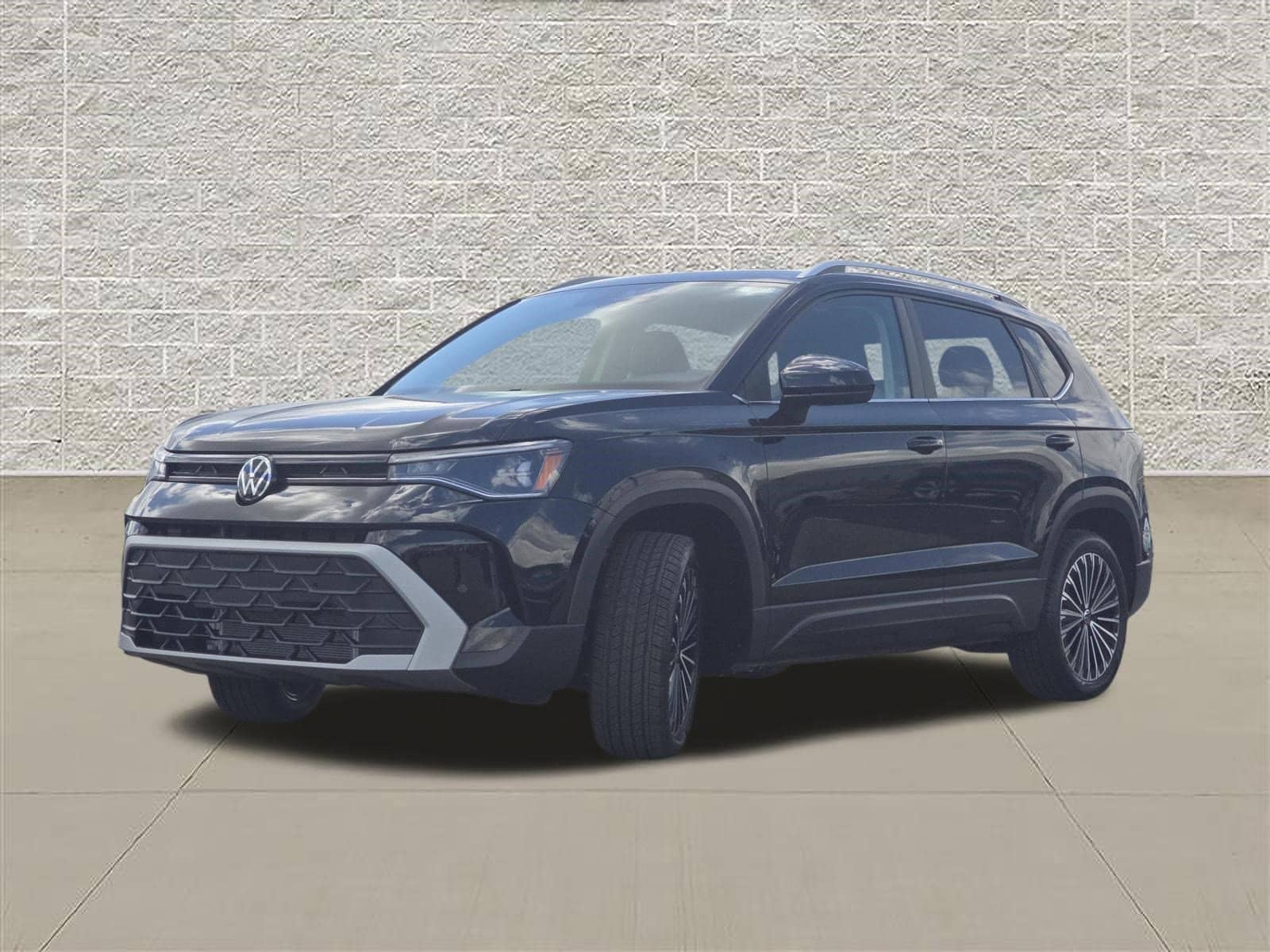 2026 Volkswagen Taos - Image 3