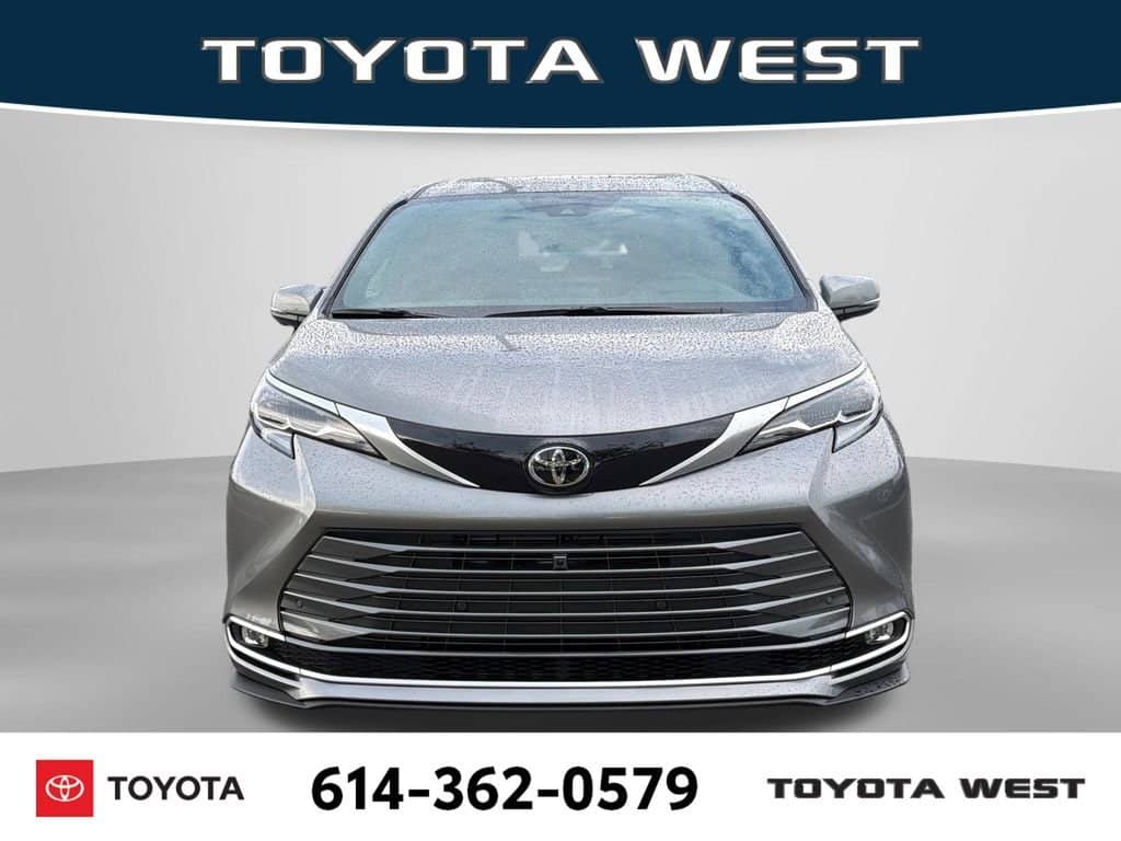 2026 Toyota Sienna - Image 2
