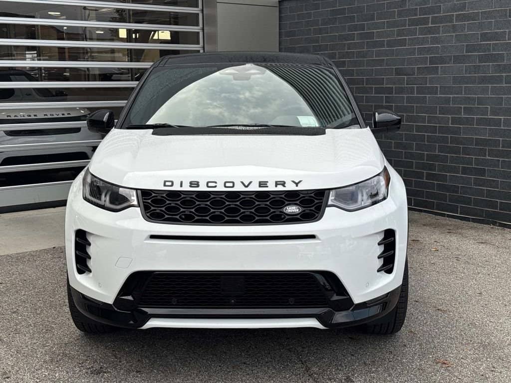 2026 Land Rover Discovery Sport - Image 2