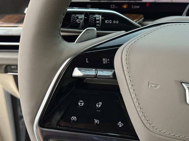 2026 Cadillac Escalade - Image 31