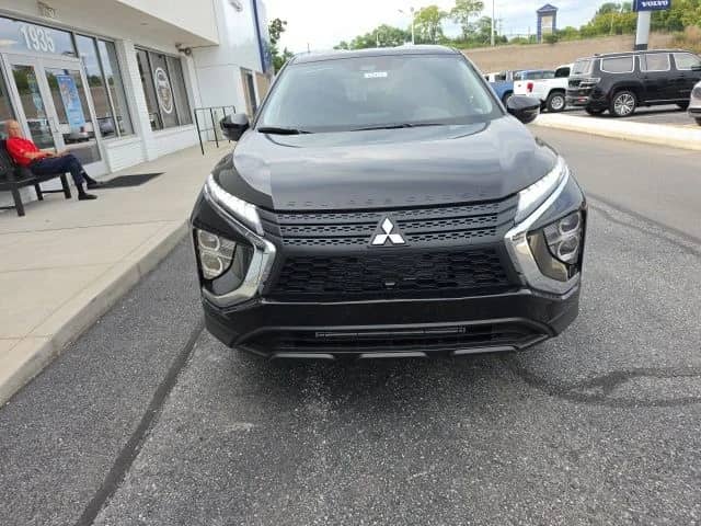 2026 Mitsubishi Eclipse Cross - Image 2