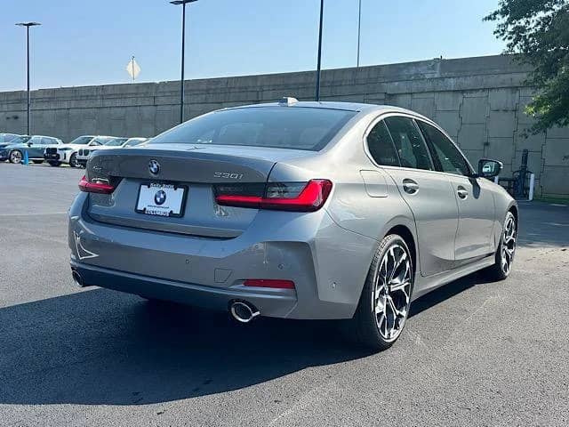 2026 BMW 3 Series - Image 3