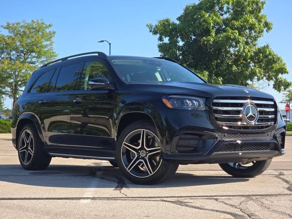 2026 Mercedes-Benz GLS - Image 2