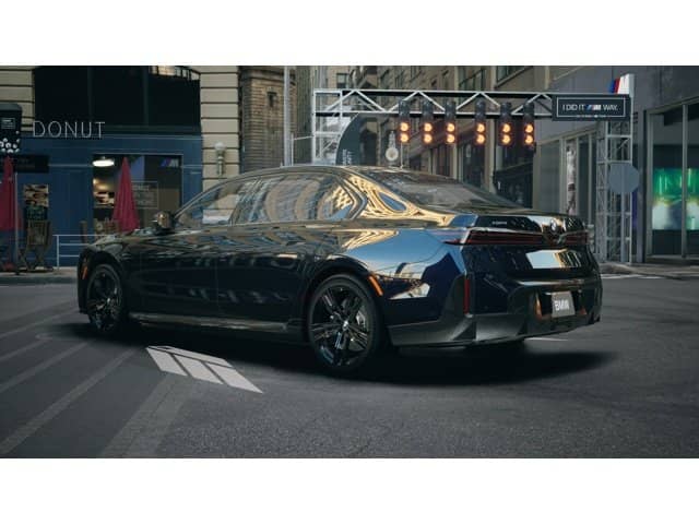 2027 BMW 7 Series - Image 2