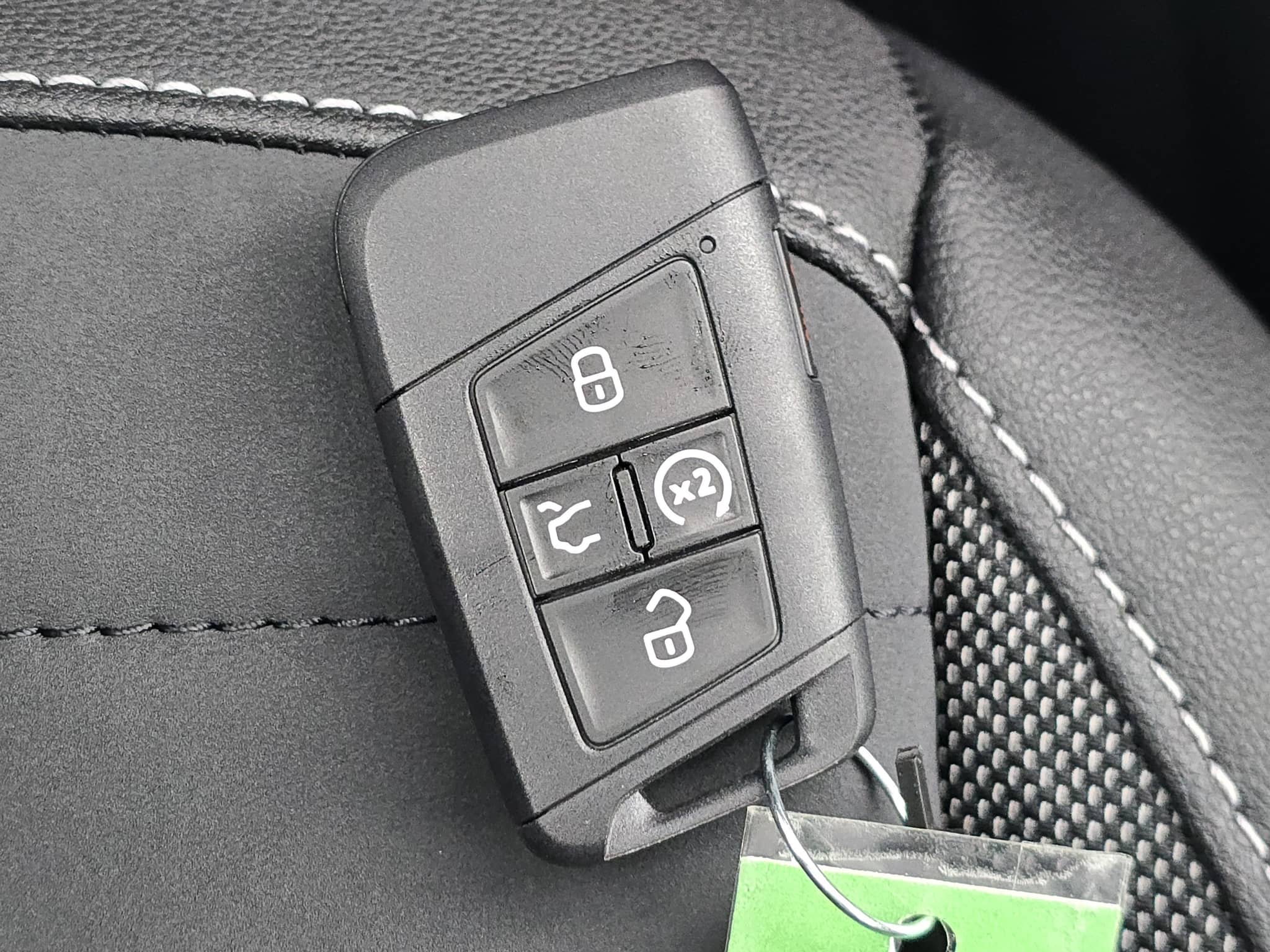 2026 Volkswagen Taos - Image 27