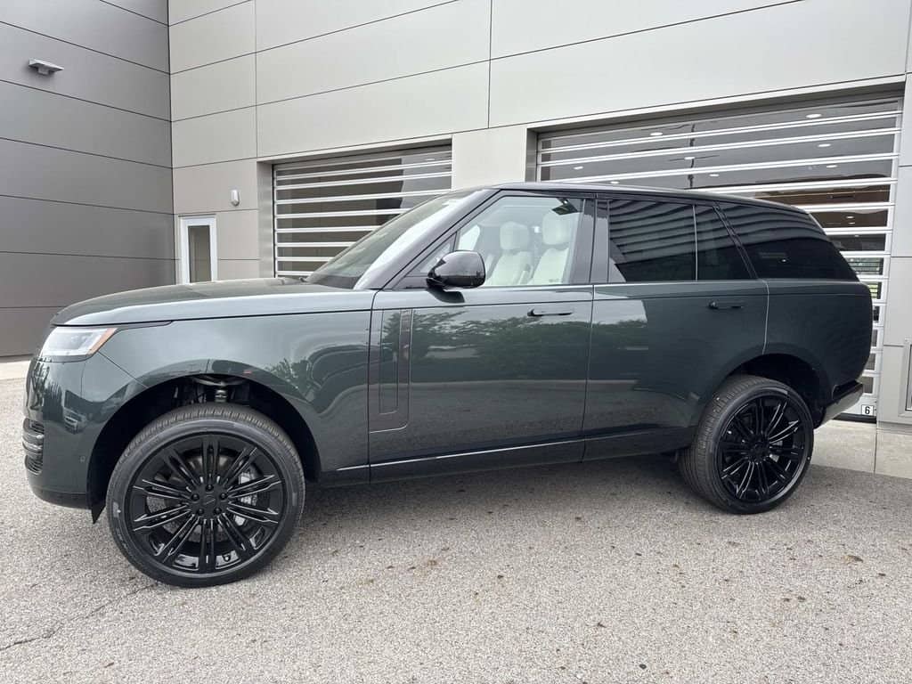 2026 Land Rover Range Rover - Image 3