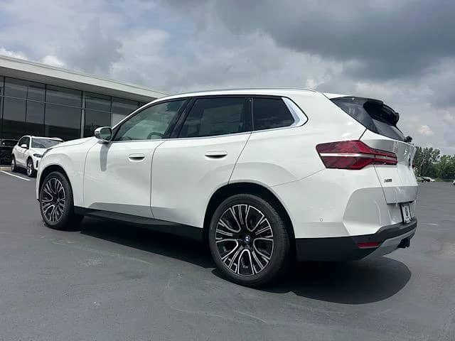 2026 BMW X3 - Image 3