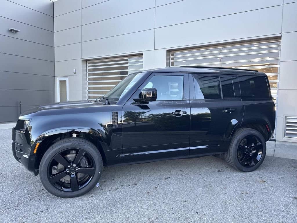 2026 Land Rover Defender - Image 3