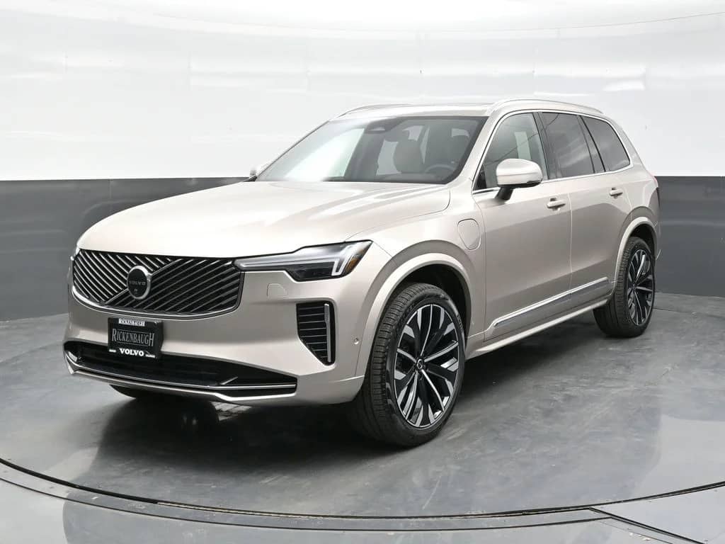 2026 Volvo XC90 - Image 2