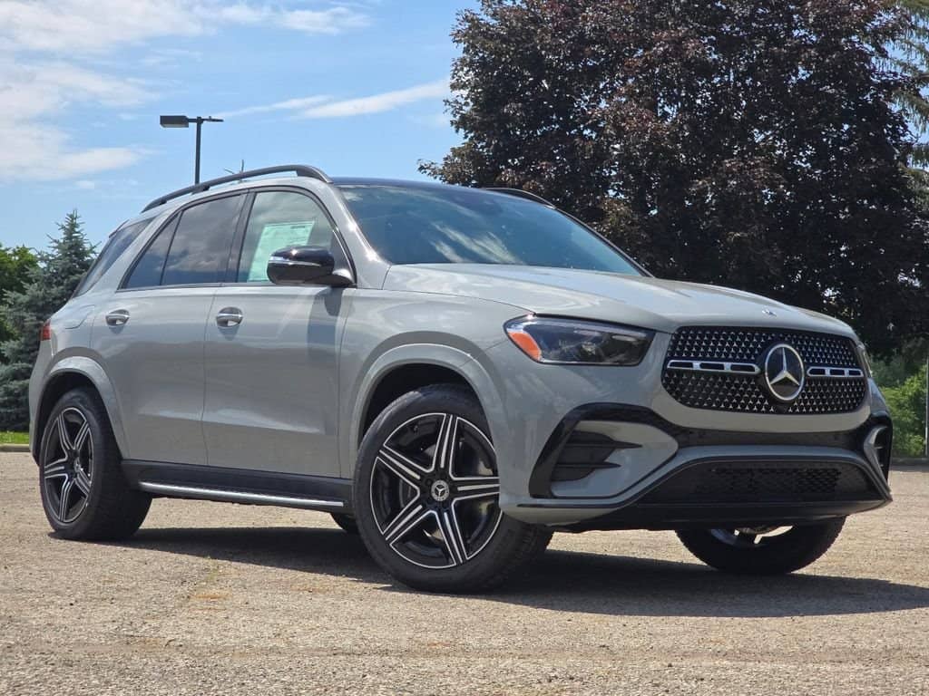 2026 Mercedes-Benz GLE - Image 2