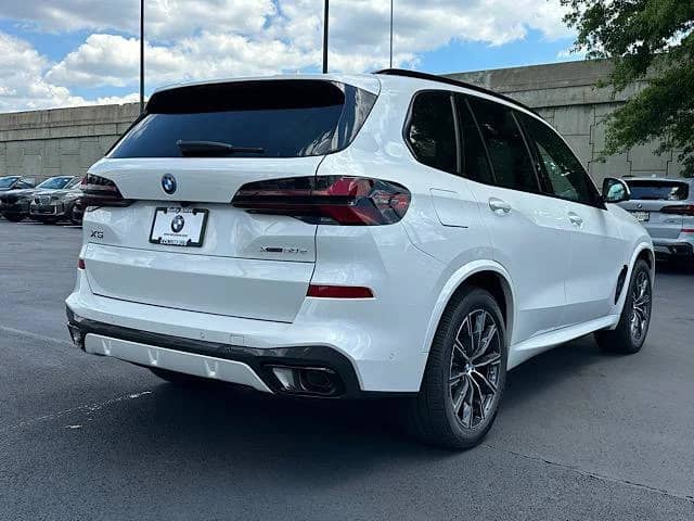 2026 BMW X5 - Image 3