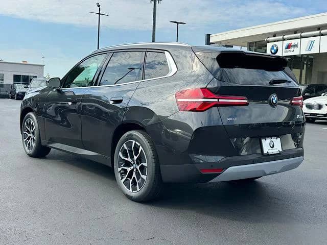 2026 BMW X3 - Image 2