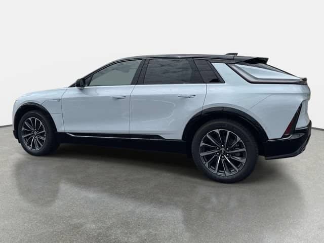 2026 Cadillac LYRIQ - Image 3