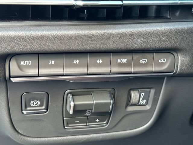 2026 Cadillac Escalade - Image 33