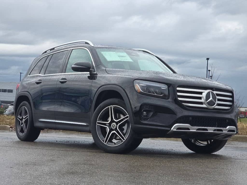 2026 Mercedes-Benz GLB - Image 2