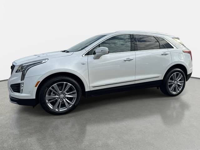 2026 Cadillac XT5 - Image 2