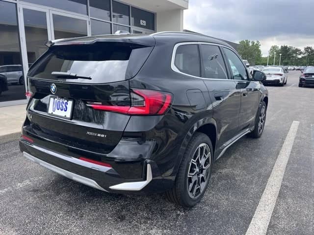 2025 BMW X1 - Image 3