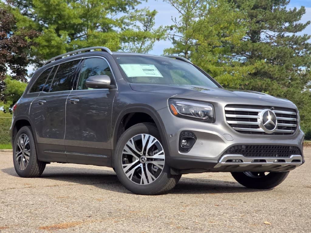 2026 Mercedes-Benz GLB - Image 2