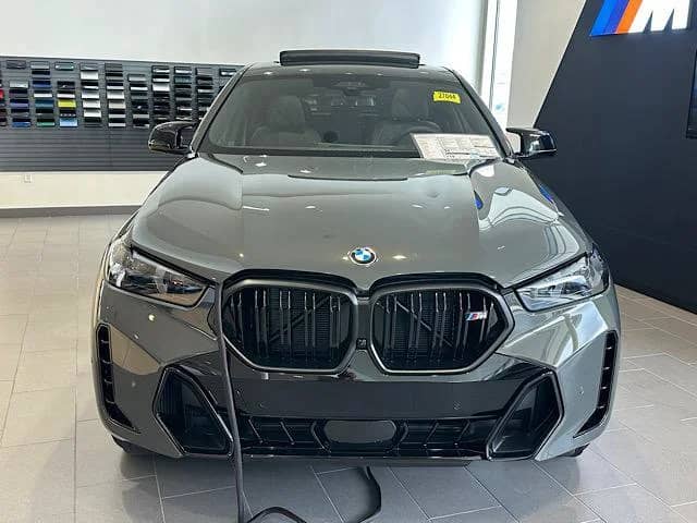 2027 BMW X6 - Image 2