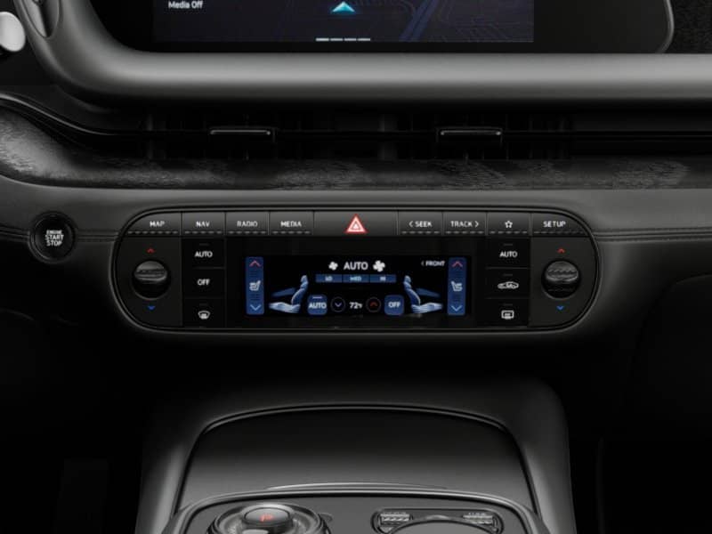 2026 GENESIS G90 - Image 31