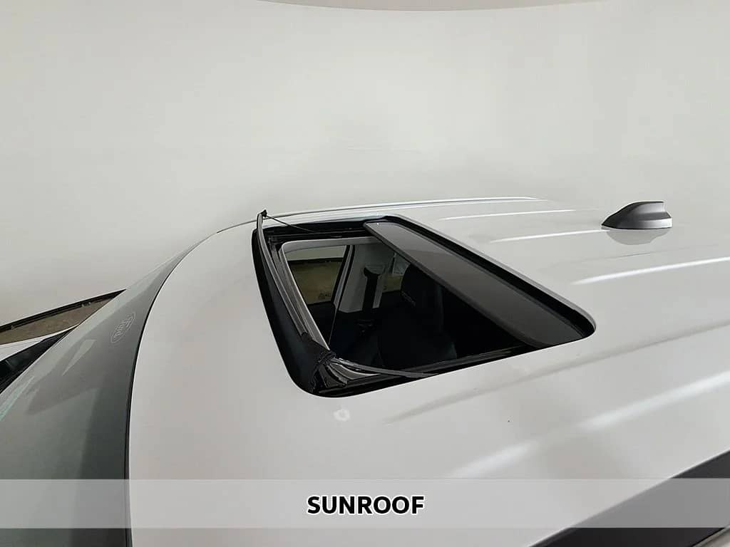 2026 Ford Maverick - Image 3