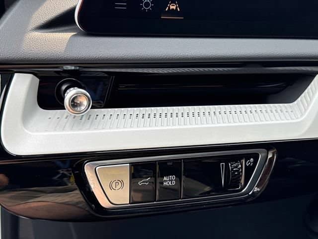 2027 Cadillac OPTIQ - Image 29