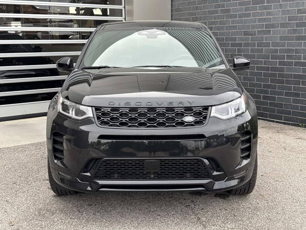 2026 Land Rover Discovery Sport - Image 2