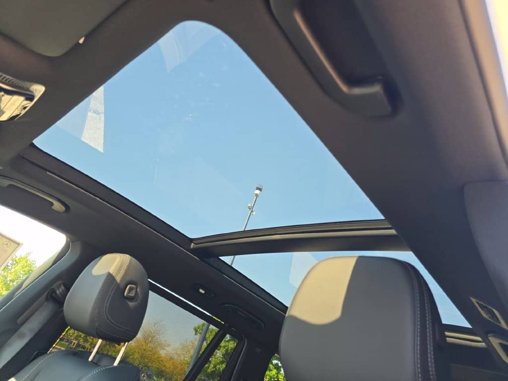 2027 Mercedes-Benz GLS - Image 3
