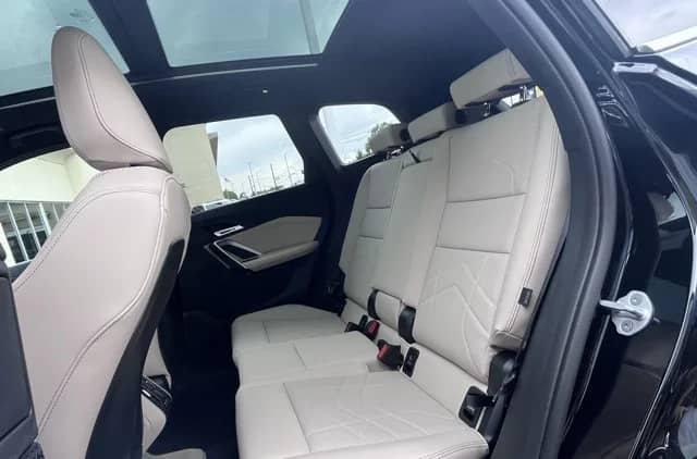 2025 BMW X1 - Image 20
