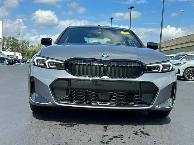 2026 BMW 3 Series - Image 2