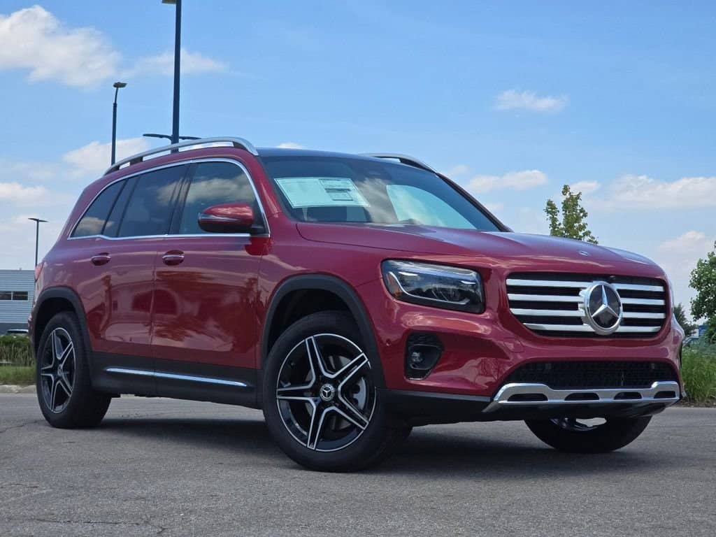 2026 Mercedes-Benz GLB - Image 1
