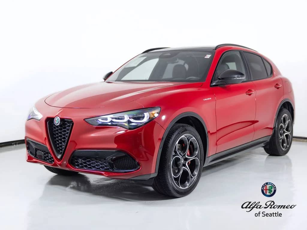 2026 Alfa Romeo Stelvio - Image 1