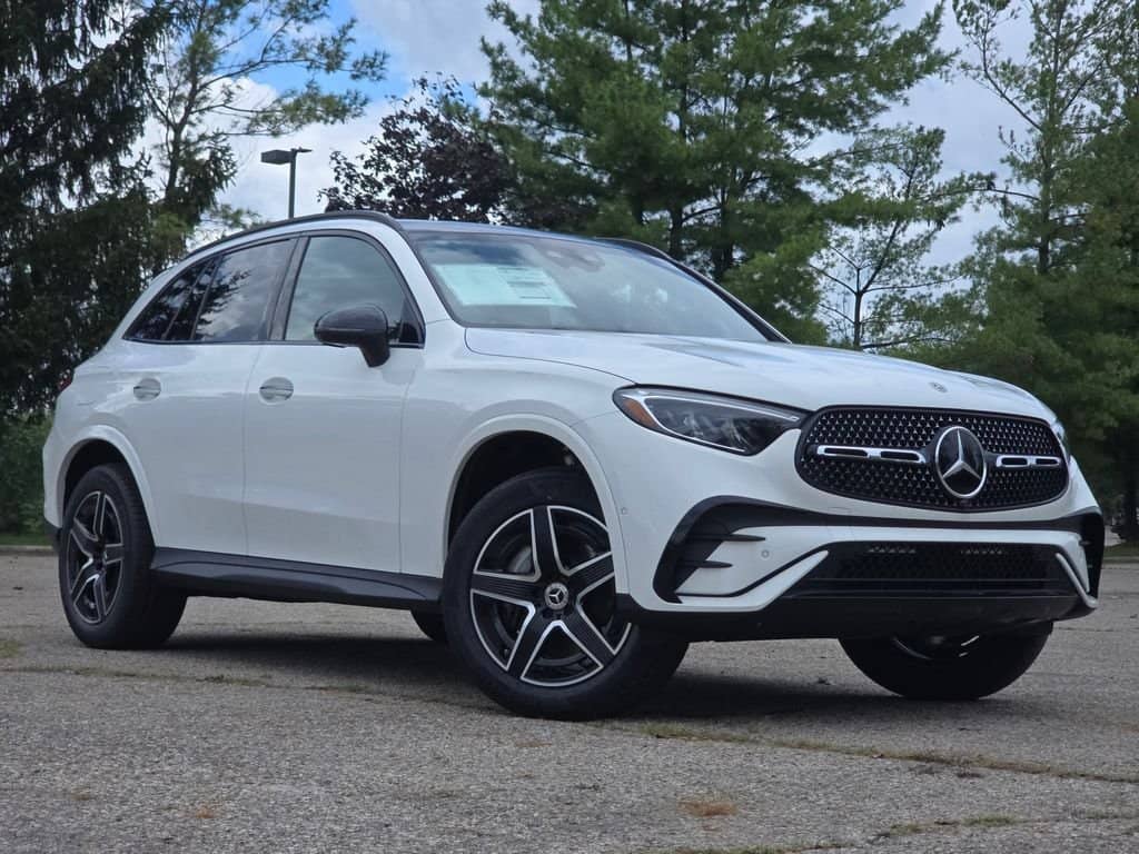 2027 Mercedes-Benz GLC - Image 2