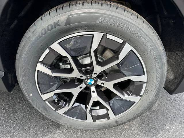 2026 BMW X3 - Image 7