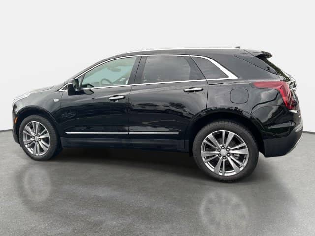 2026 Cadillac XT5 - Image 3