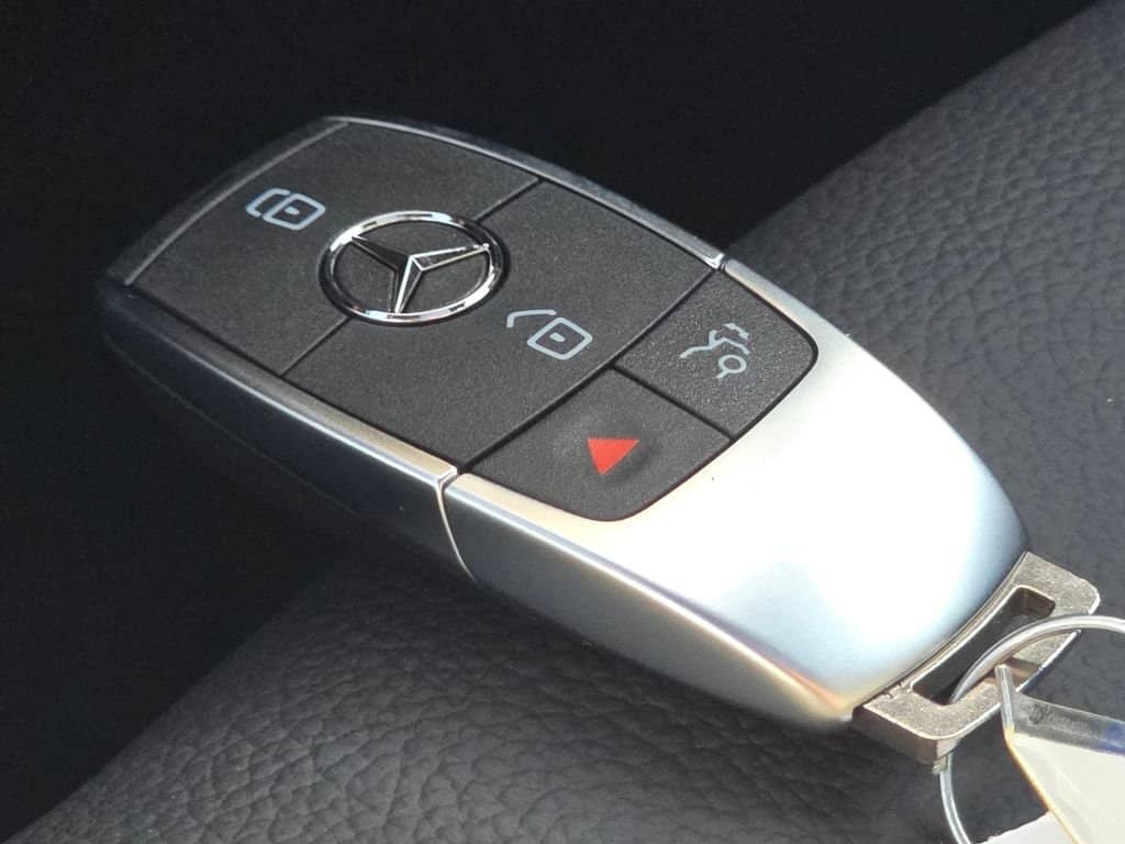 2026 Mercedes-Benz GLB - Image 36